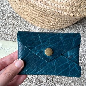 EUC palisades leather card case a darker batch of blue bison